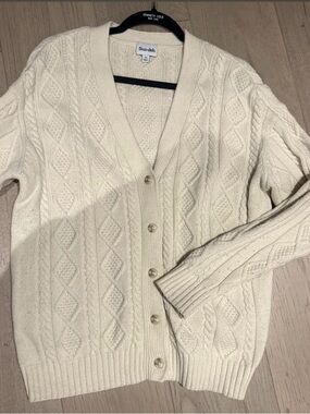 Aritzia Cream Cable-Knit V-Neck Button Cardigan